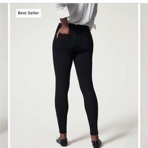 SPANX Jean-Ish leggings in black